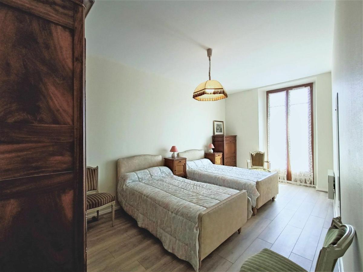 Appartement Aix-les-bains, 2 Pièces, 2 Personnes - Fr-1-555-48 *